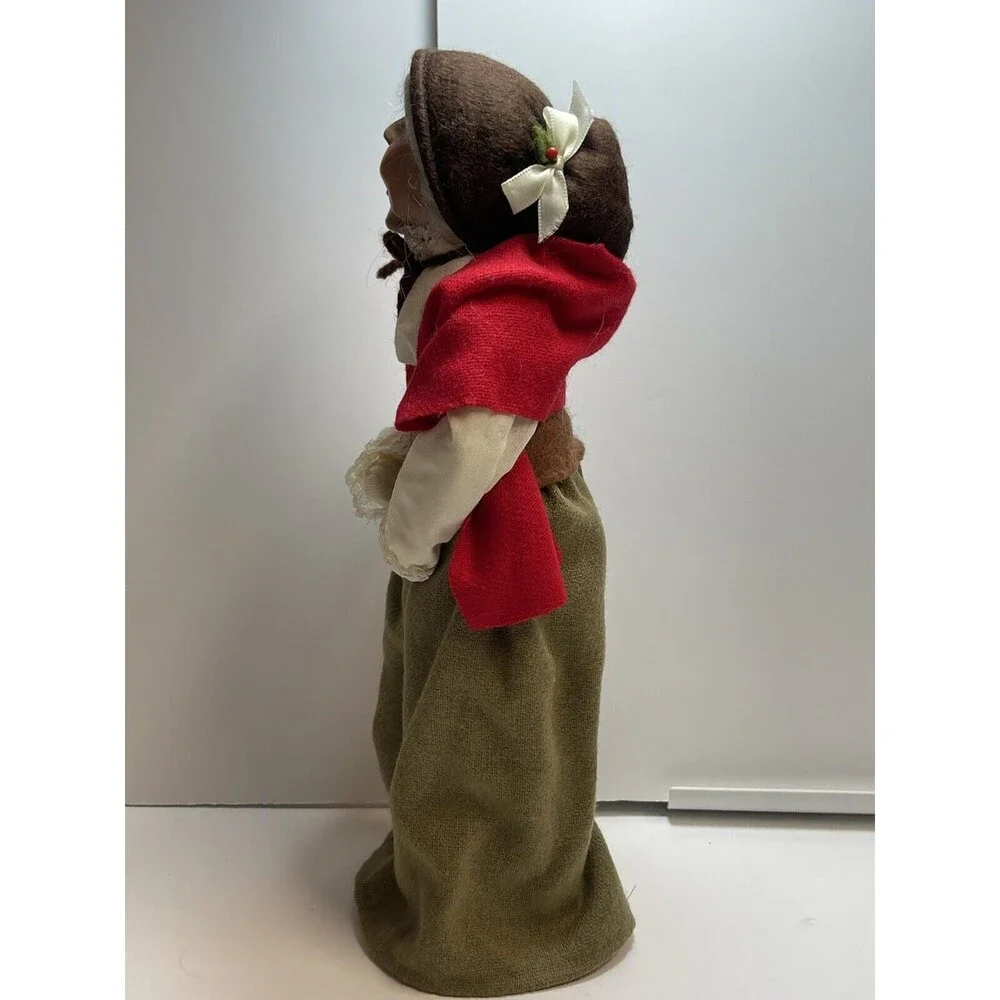Vintage Byers Choice 1998 Grandma Grandparent Signed Caroler Holiday Doll